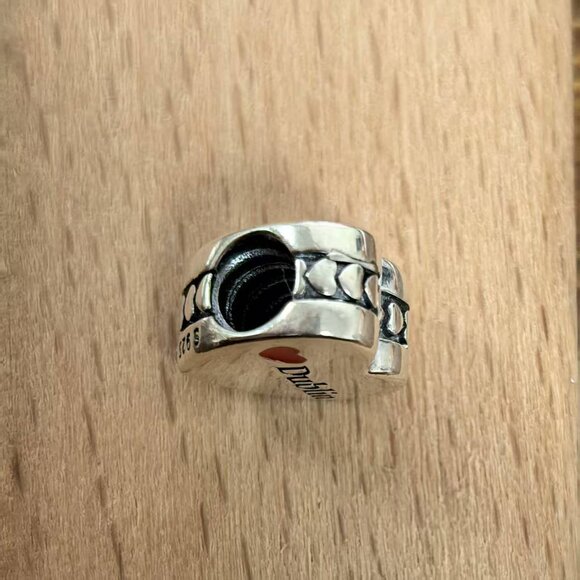 Pandora Dublin Exclusive Travel Heart Charm Pendant, S925 Silver Bracelets - Picture 4 of 4